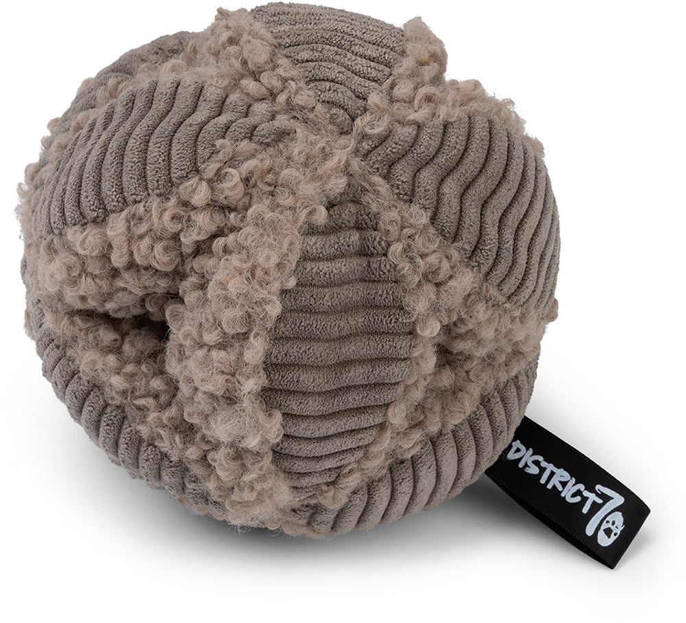 District 70 bobby – snuffelbal voor honden | stimuleert speurgedrag mentale uitdaging – taupe – small ø13 cm