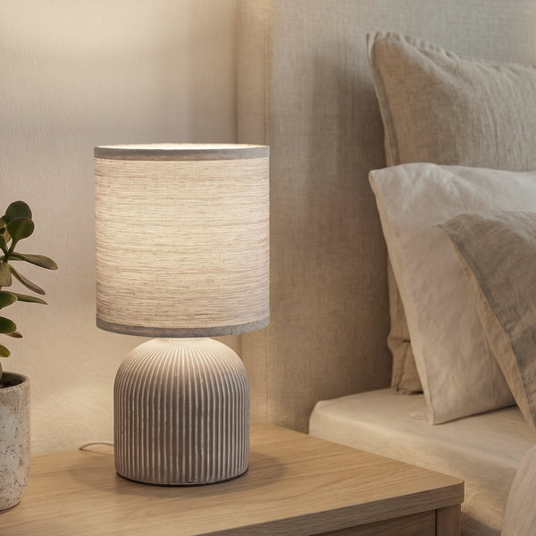 Briloner ino - tafellamp slaapkamer - met stoffen kap keramiek voet - bedlamp - tafellampje - ø15cm x 28 cm - bruin