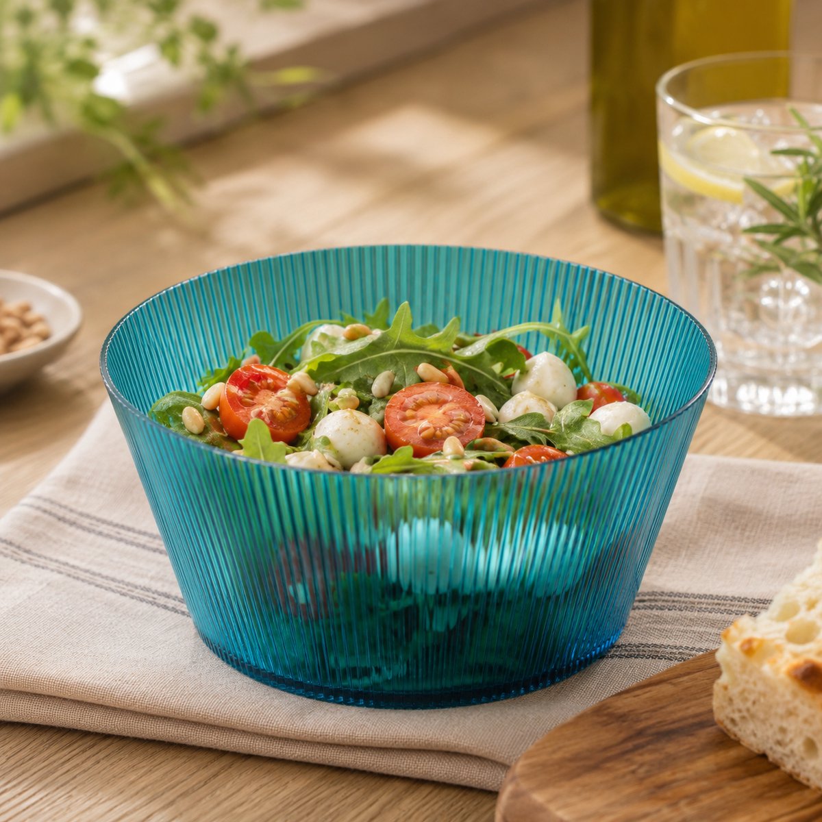 Alpina kom 850 ml – kunststof beslagkom met ribbelstructuur – 15 cm – saladekom - blauw