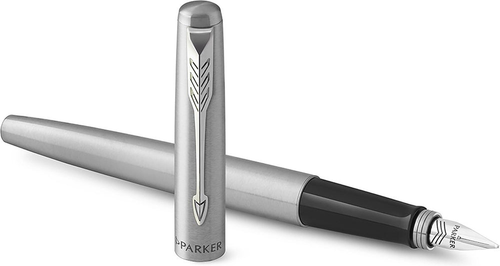 Parker jotter vulpen | roestvrij staal met chromen afwerking | medium penpunt | blauwe inkt | geschenkverpakking
