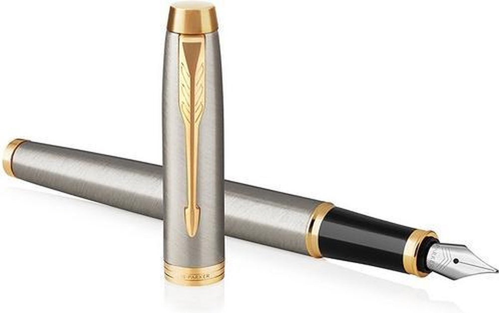 Parker im vulpen | geborsteld metaal | fijne penpunt met blauwe navulling | geschenkdoos