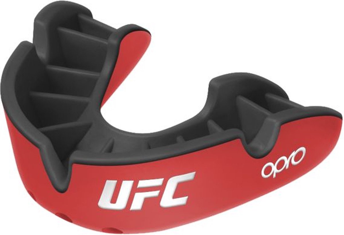 Opro ufc silver superior fit mouthguard - maat s