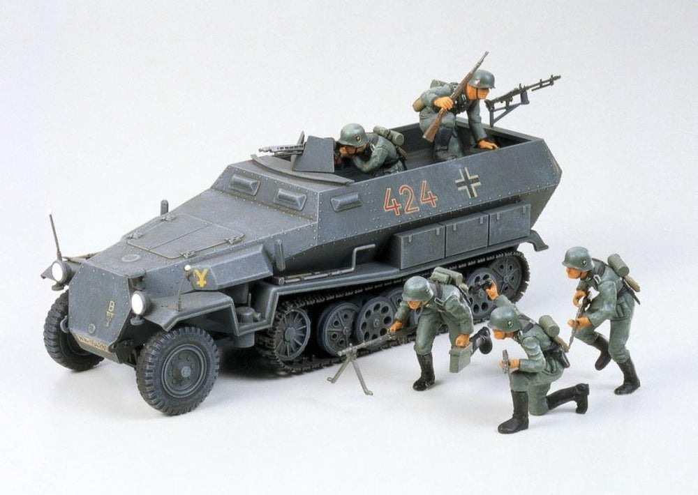 Tamiya modelbouwpakket auto - 35020 wwii sdkfz.251 1 halft. hanomag plastic - 1:35 - modelbouw
