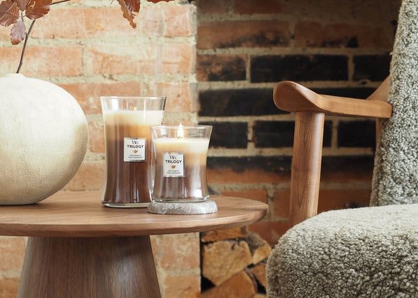 Woodwick hourglass trilogy medium geurkaars - cafe sweets - 60 branduren