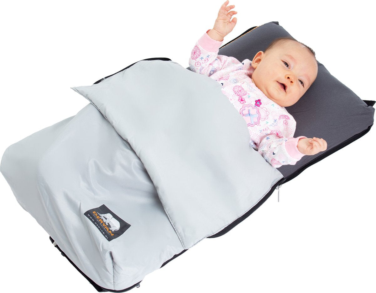 Deryan airtraveller vliegtuigbedje - reiskussen met matras - compact opgevouwen