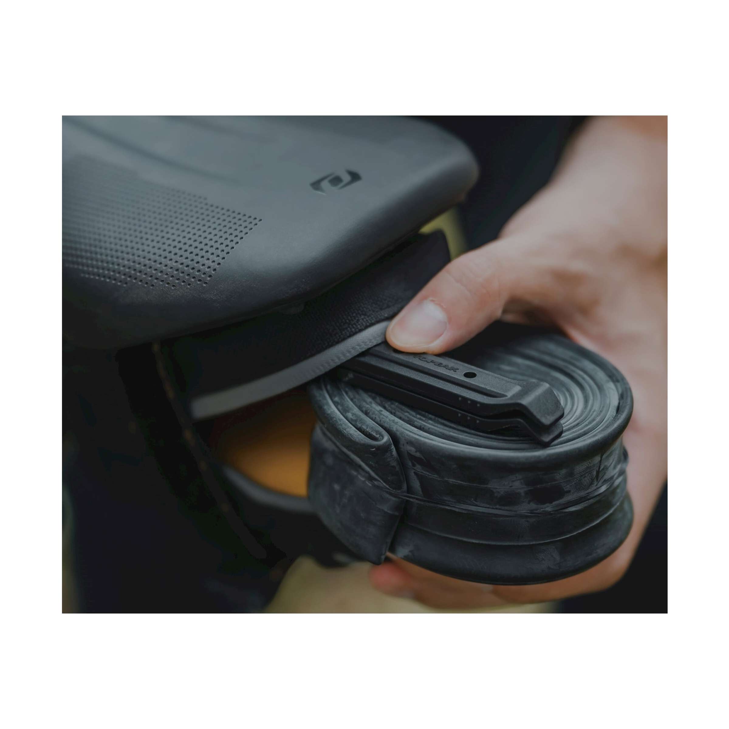 Topeak zadeltas elementa zitzak slim m