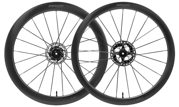 Shimano ffwd wielset raw 55 44 comboset ceramicspeed mat zwart
