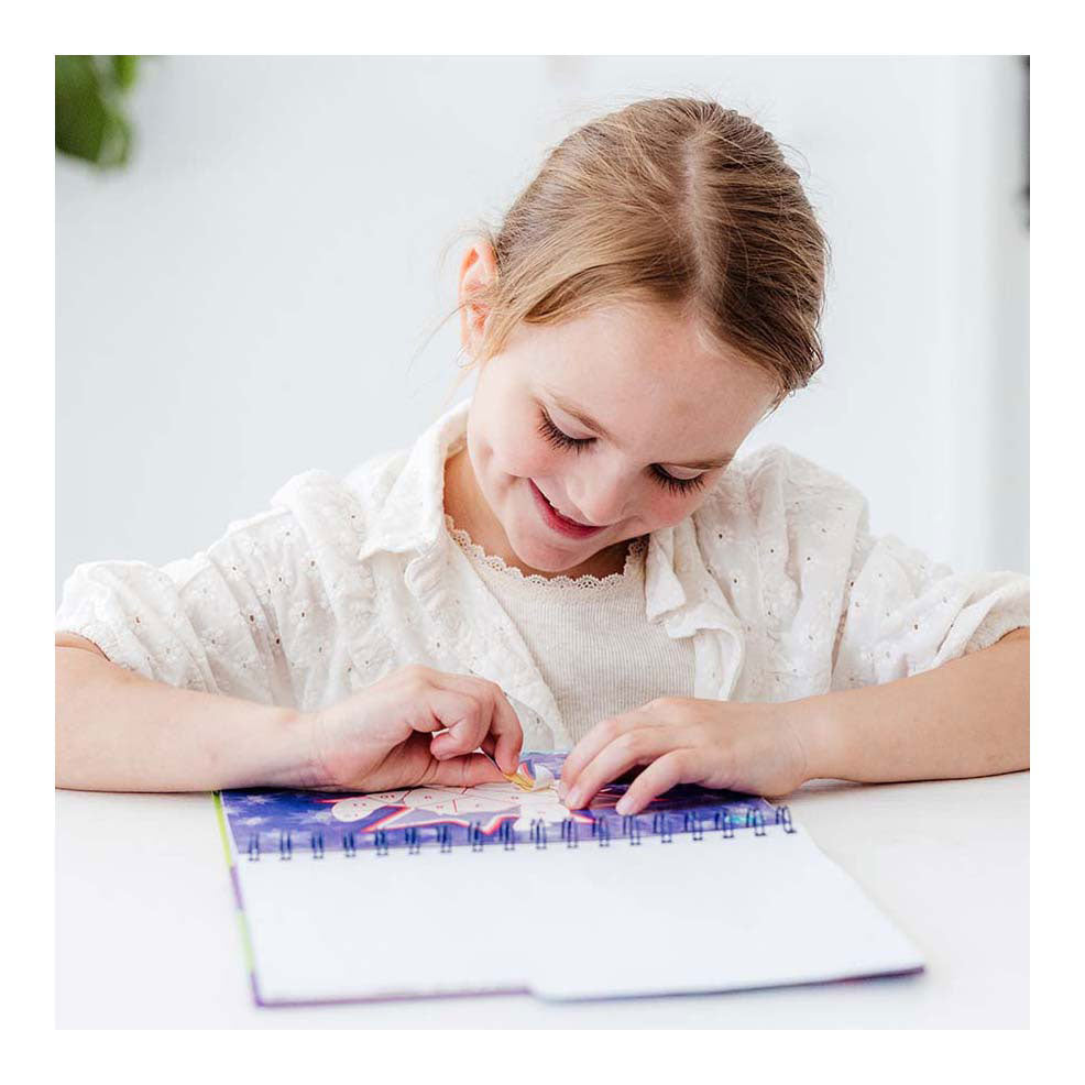 Totum stickers op nummer boek stitch