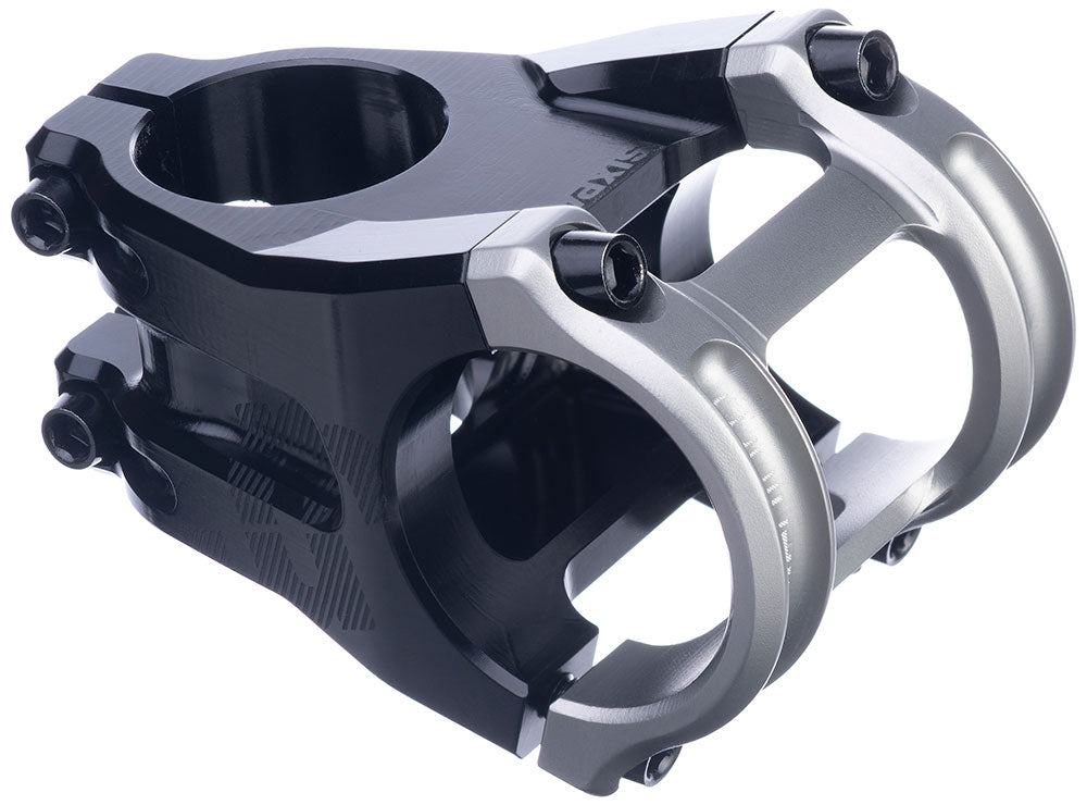Sixpack racing millenium ø31.8mm stem | 45mm