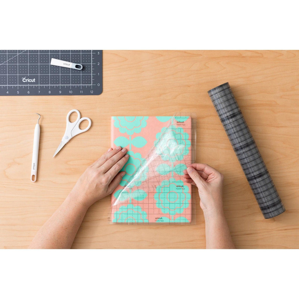 Cricut • transfer tape linerless 2286x33cm