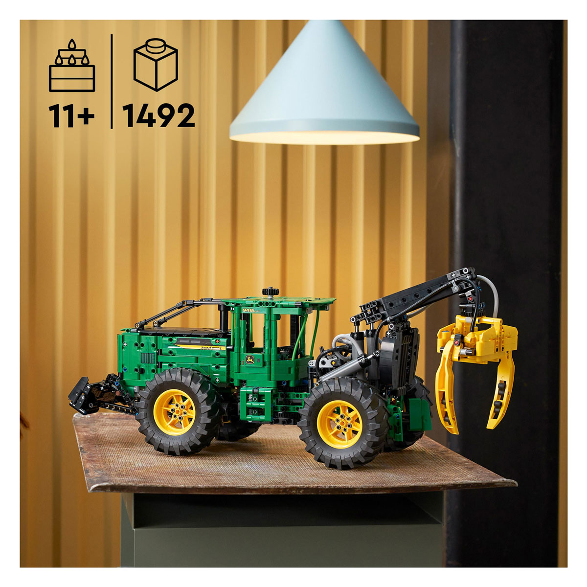 LEGO Technic 42157 John Deere 948L-II Houttransportmachine