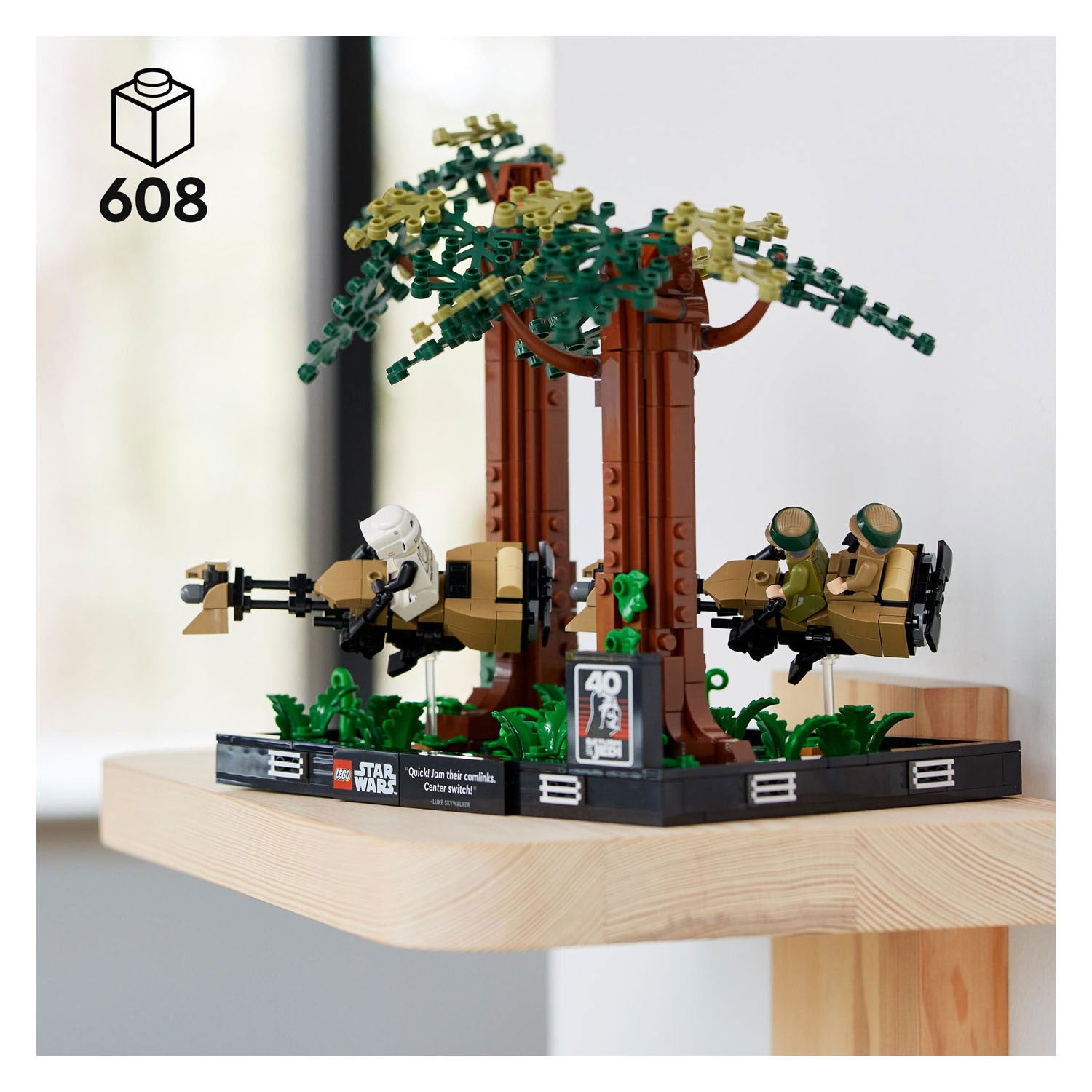 LEGO Star Wars 75353 Endor Speeder Achtervolging Diorama