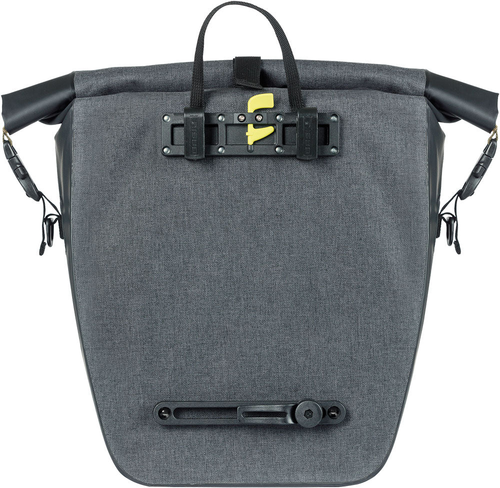 Basil Navigator Storm fietstas L - sportieve en functionele enkele fietstas - waterdicht - zwart