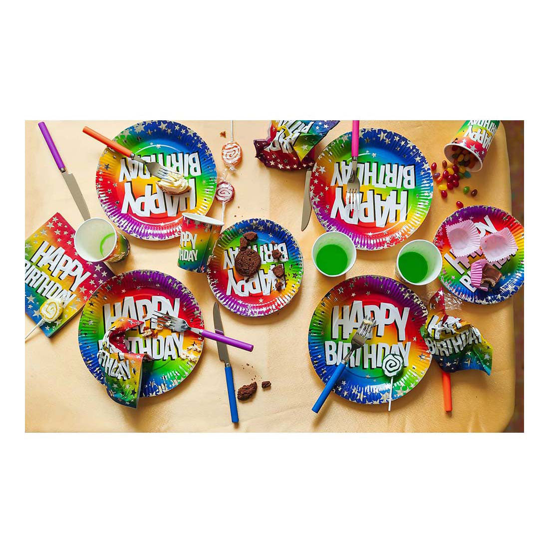 Boland papieren bekers happy birthday 210ml, 10st.