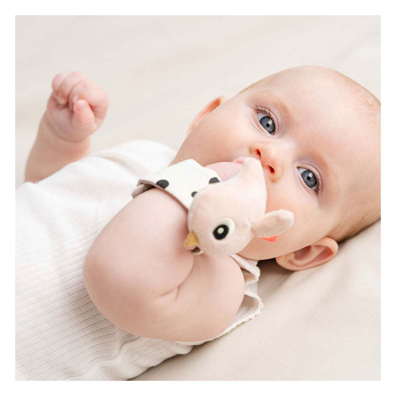 Gemaakt door herten pols rammelaar blije wolken roze, 2st.