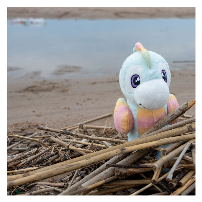 Tactic save the sea zeepaard matilda –duurzame knuffel 20x10x5 cm– gemaakt van 4-7 gerecyclede pet flessen – inclusief adoptiecertificaat – educatief speelgoed vanaf 0 jaar – ecologisch pluche – 100% recyclebaar – bescherm de zee – met gratis app