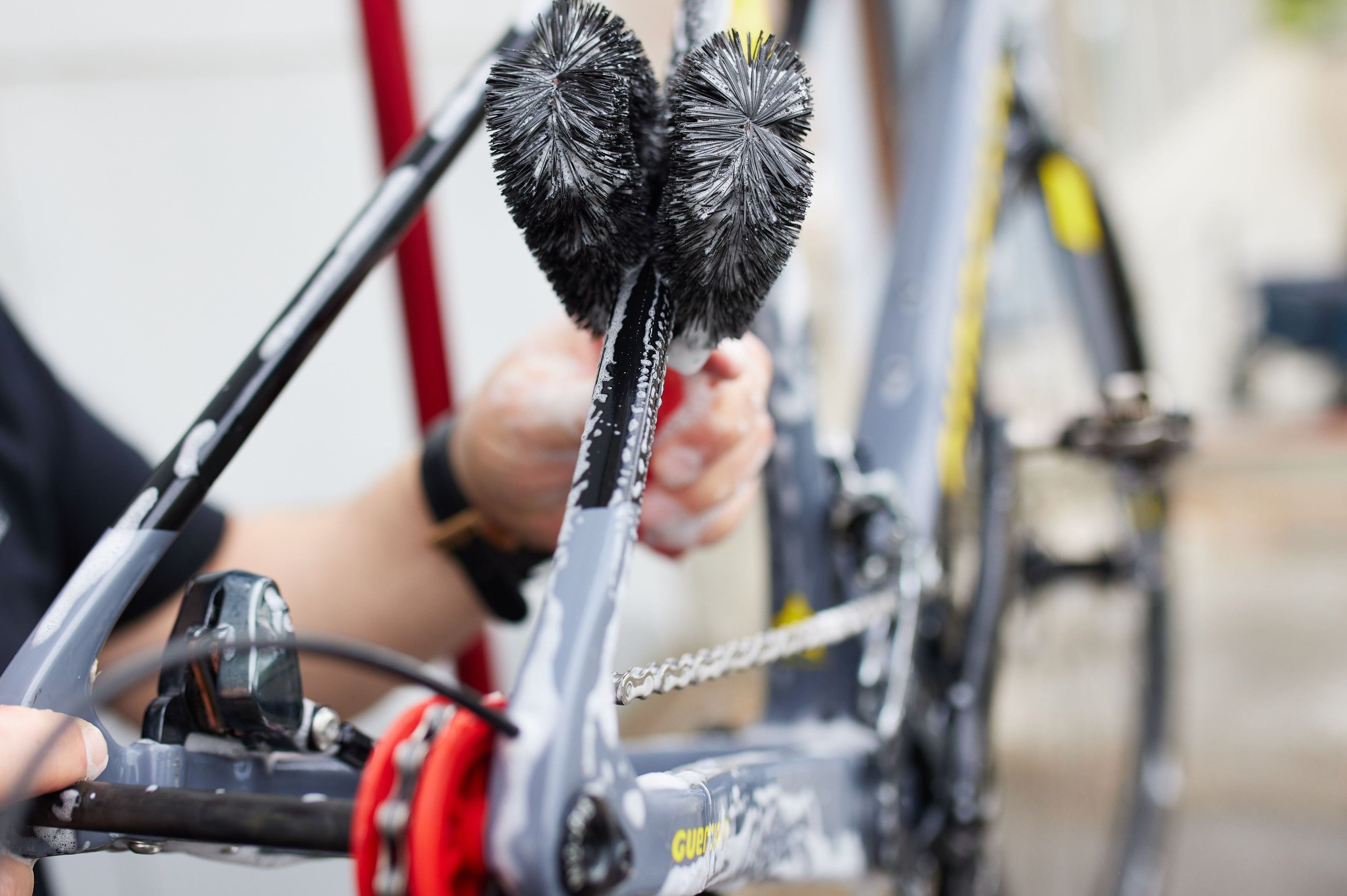 Cyclon borstel Twee Prong