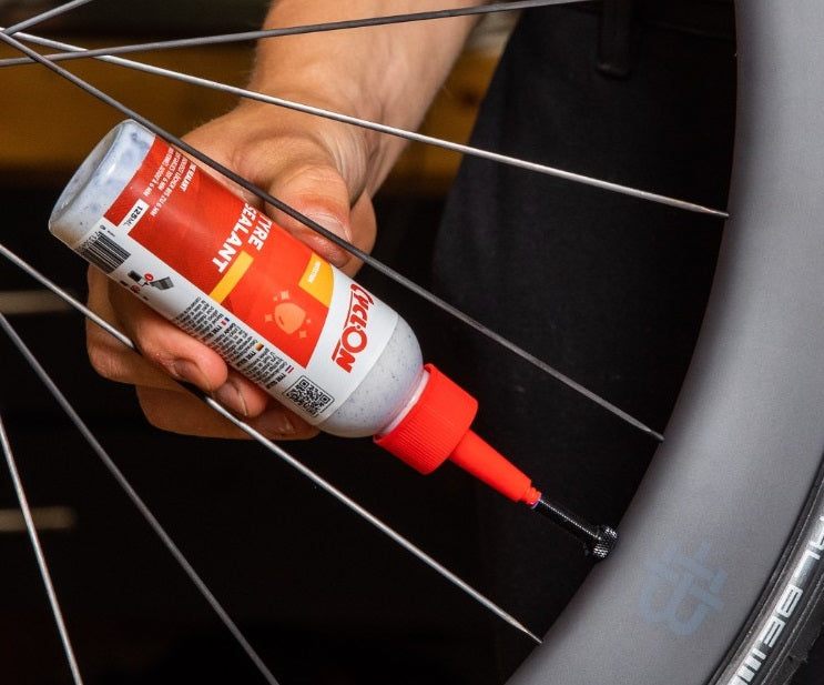 Cyclon HQ bandenafdichtmiddel 5 liter