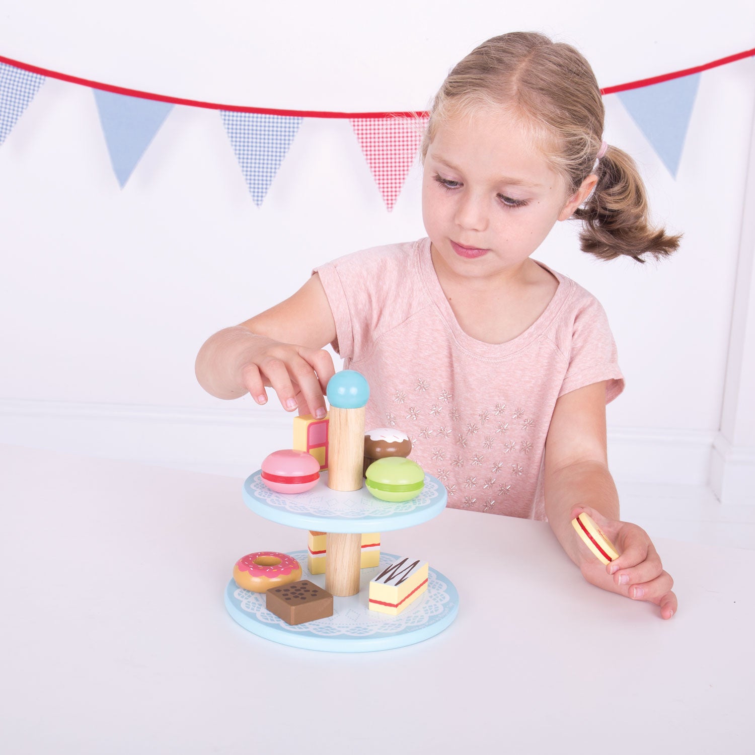 Bigjigs etagère met cupcakes