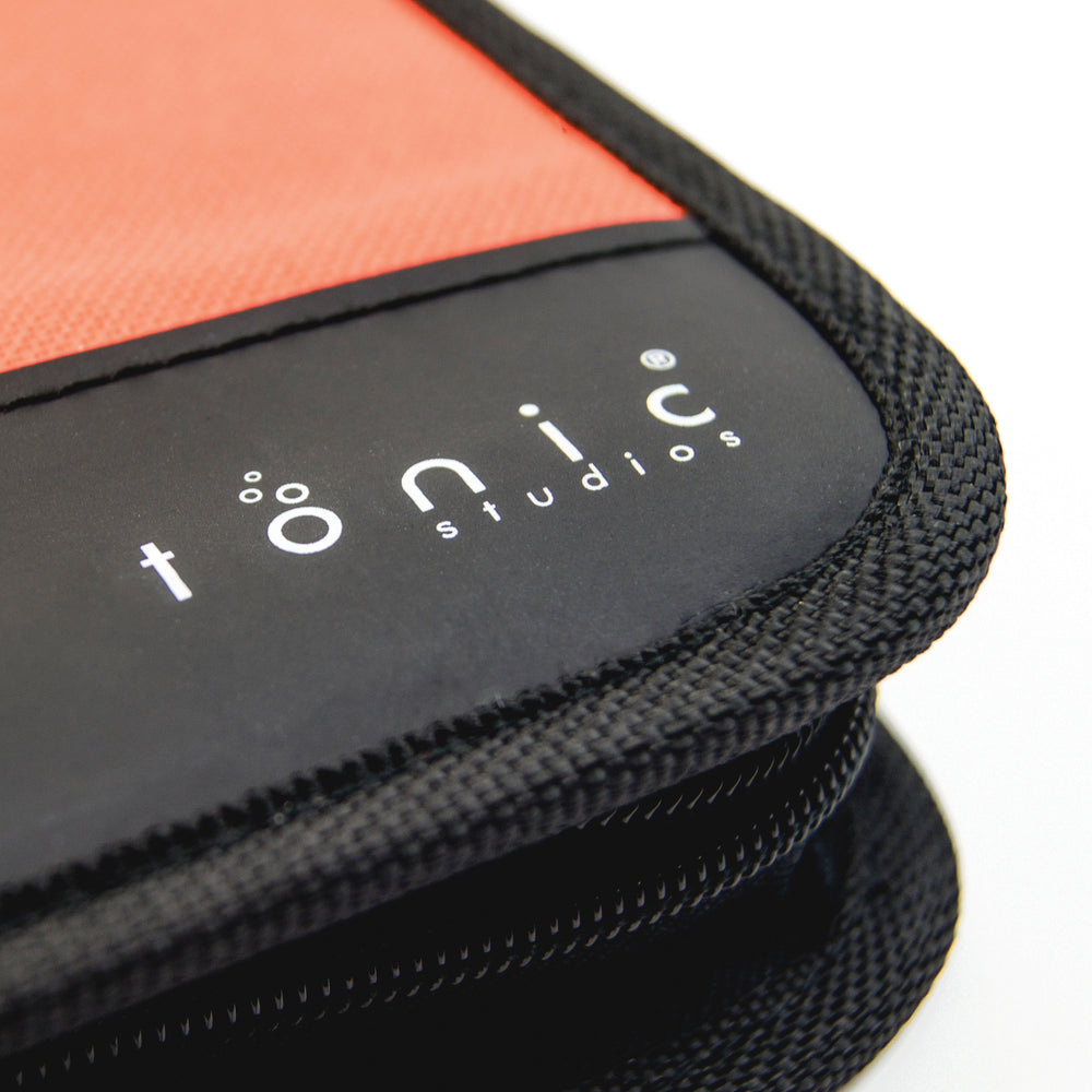 Tonic studios • die case + 6 inserts + 6 magnetic sheets