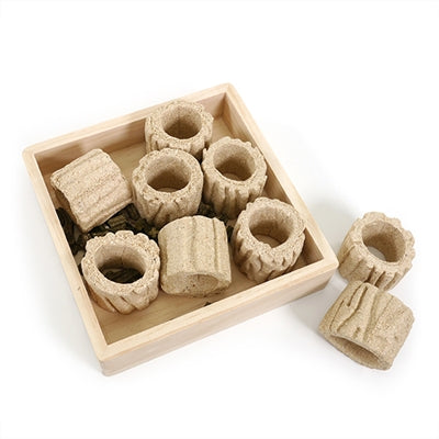 Rozenhouten verstoppertje-voerbak