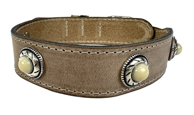 Sazzz Halsband hond boho schatsteen vintage leer beige