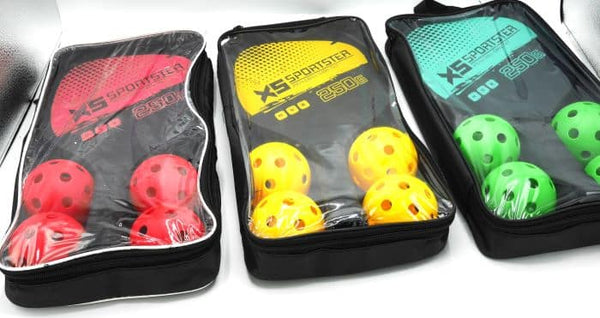 Jonotoys houten tennis set met 4 ballen in 3 kleuren leverbaar