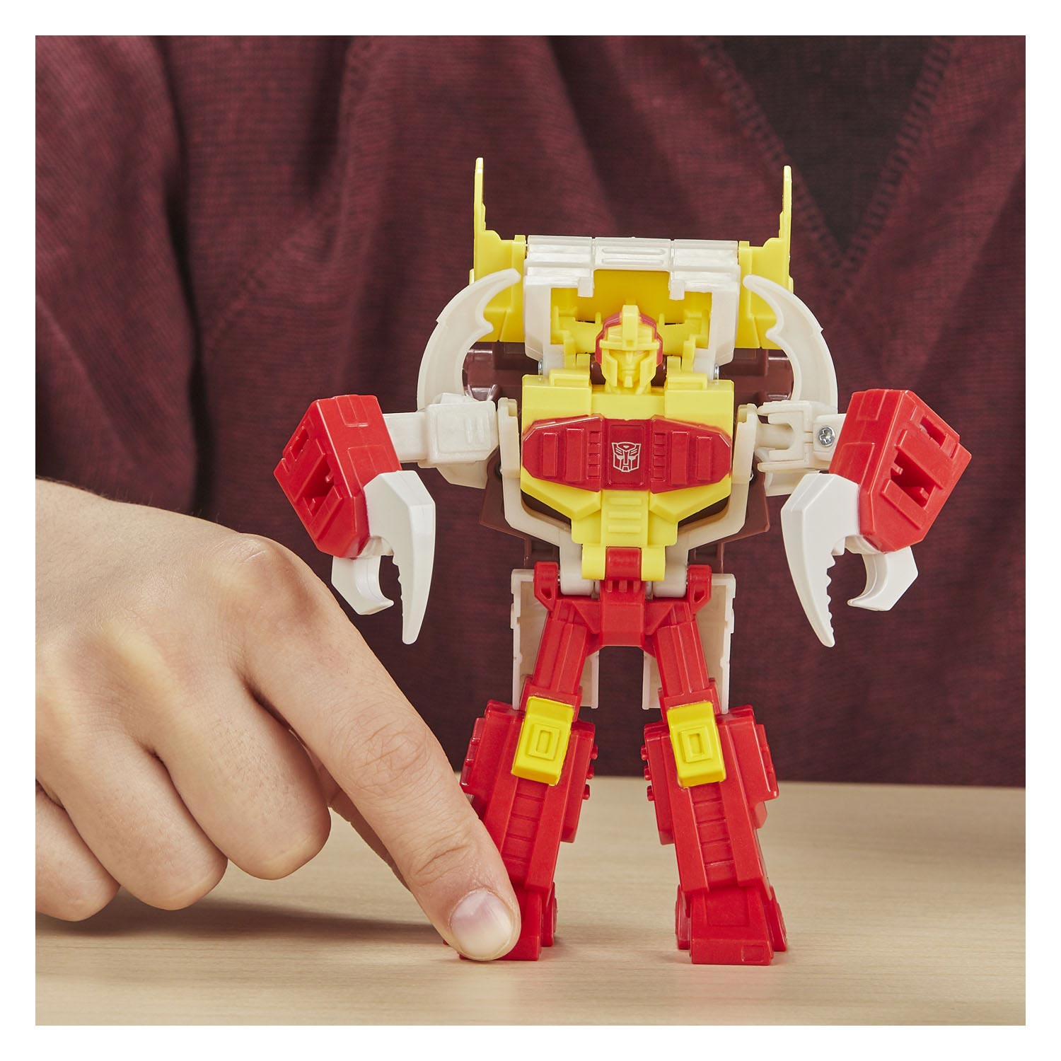 Hasbro Transformers Cyberverse Repugnus