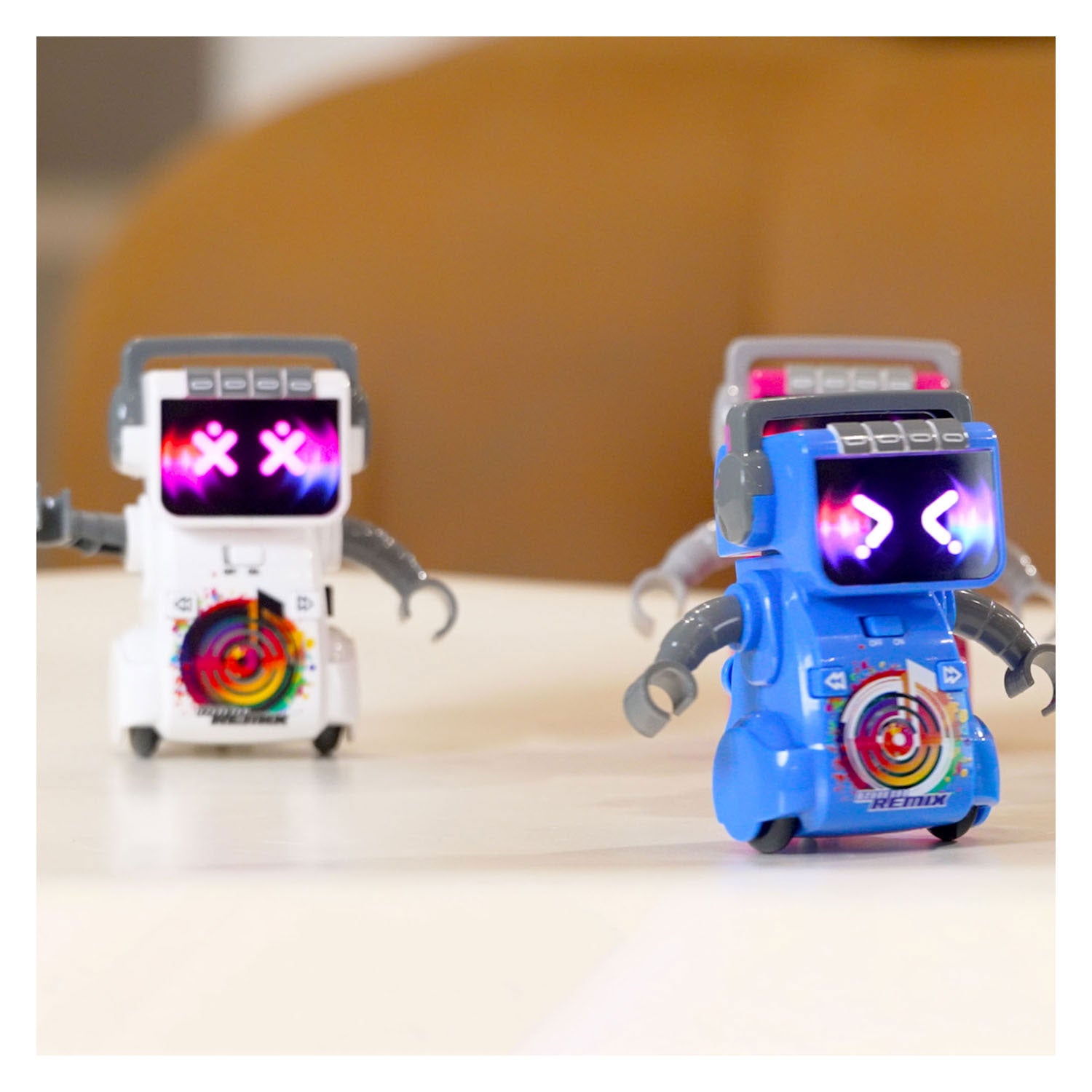 Silverlit robo remix blauw dansrobot - met licht en geluid
