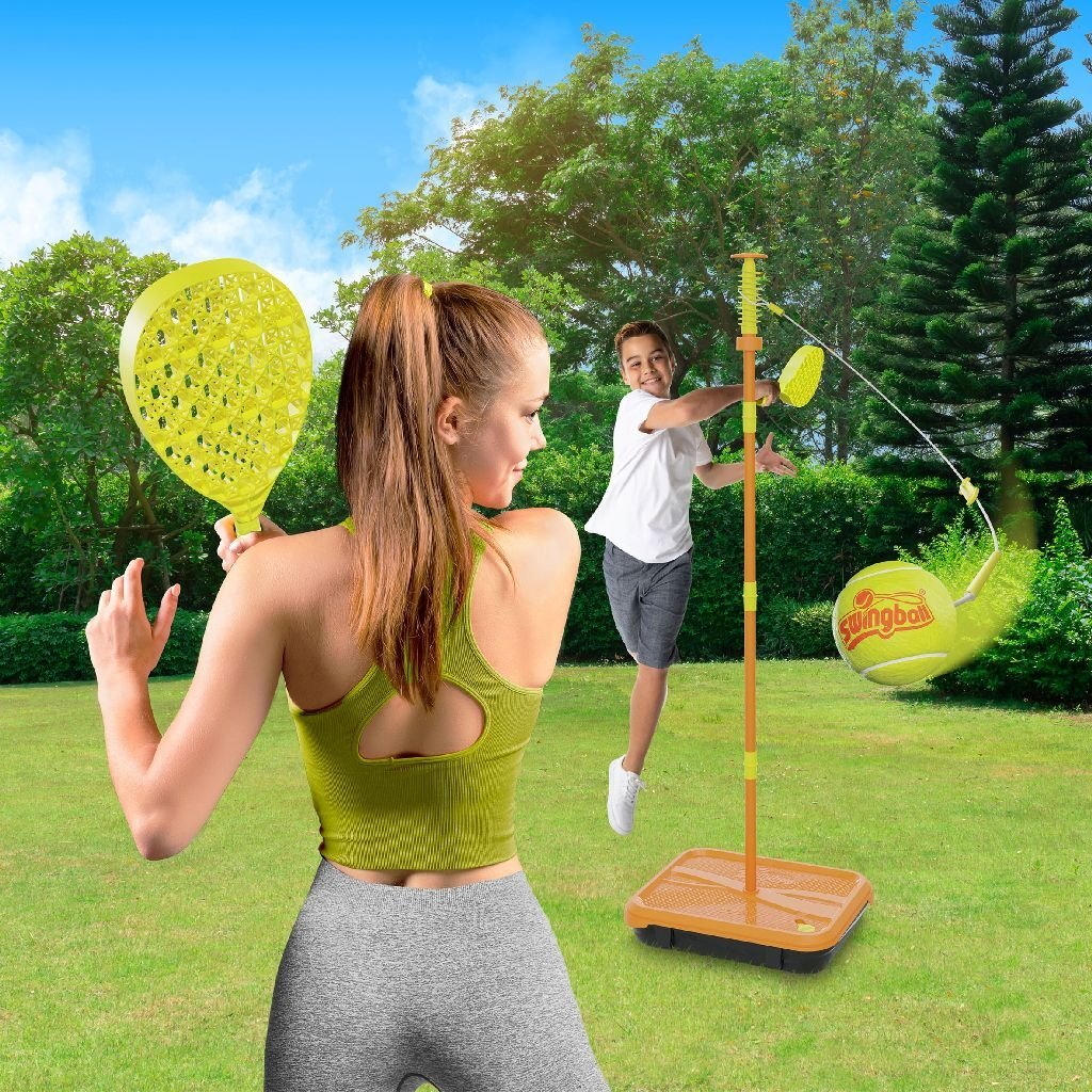 Mookie swingball-toernooi op een nieuwe basis