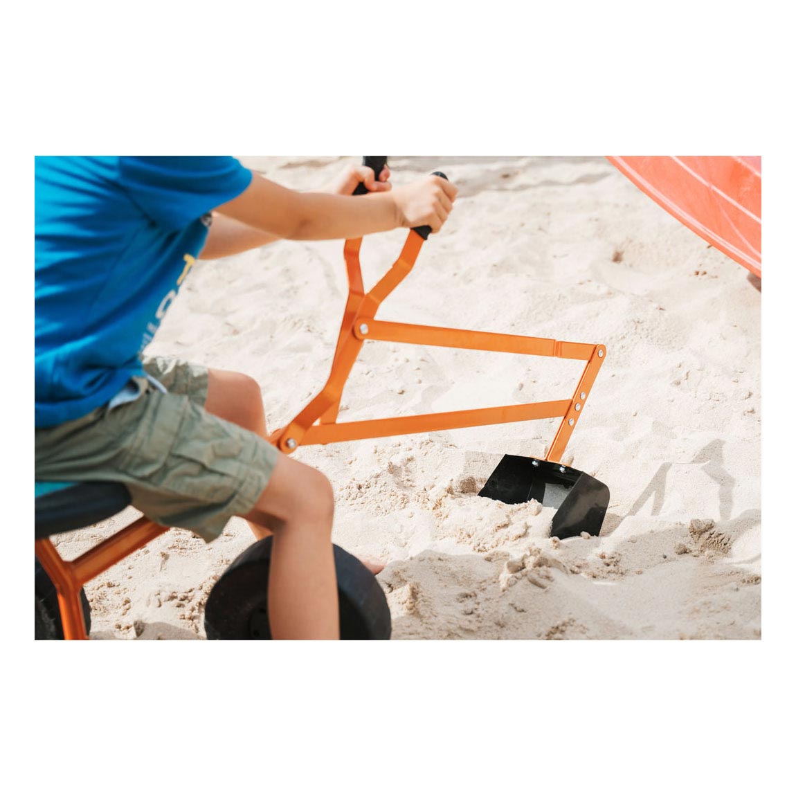 Kleine voet - graafmachine met wielen