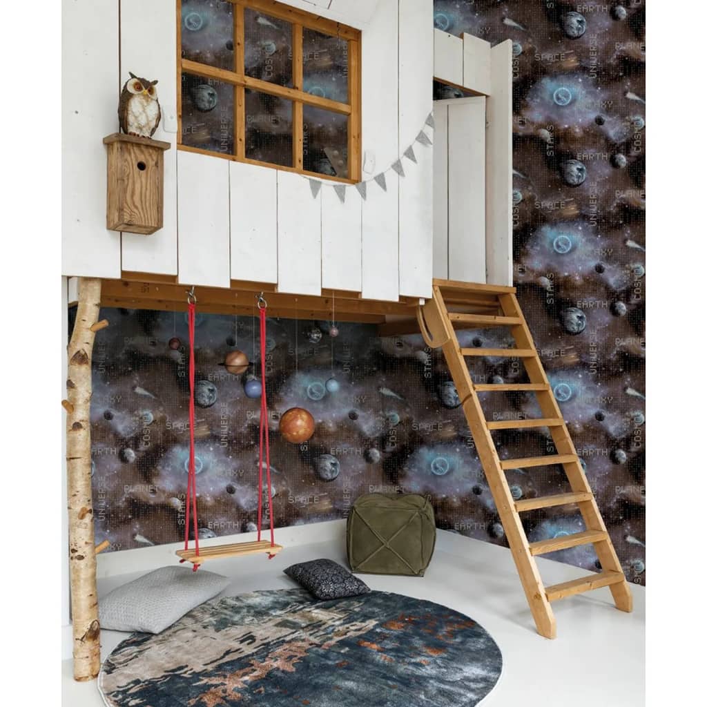 Noordwand behang good vibes galaxy planets en tekst blauw en zwart