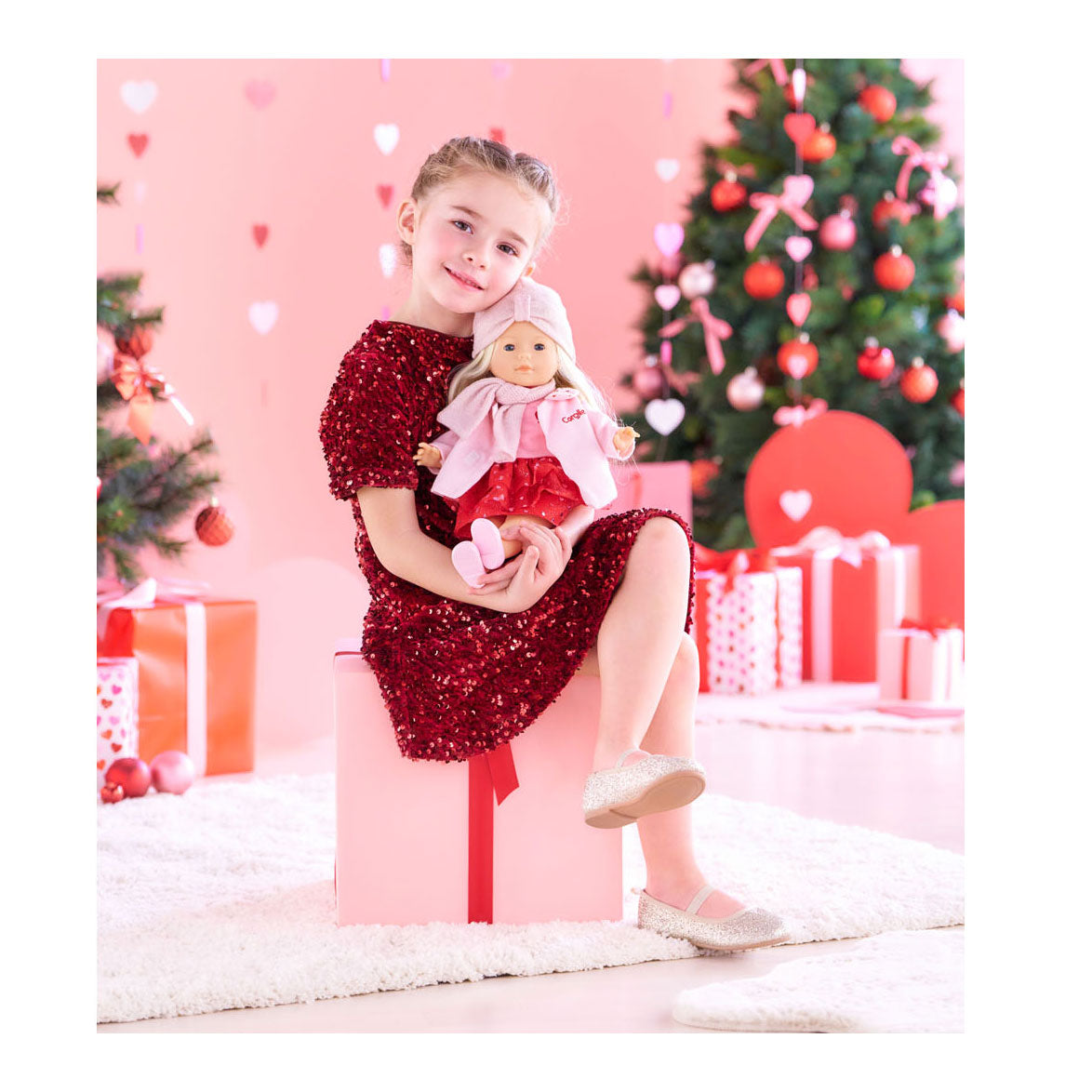 Corolle mijn jas hartjes, 36cm