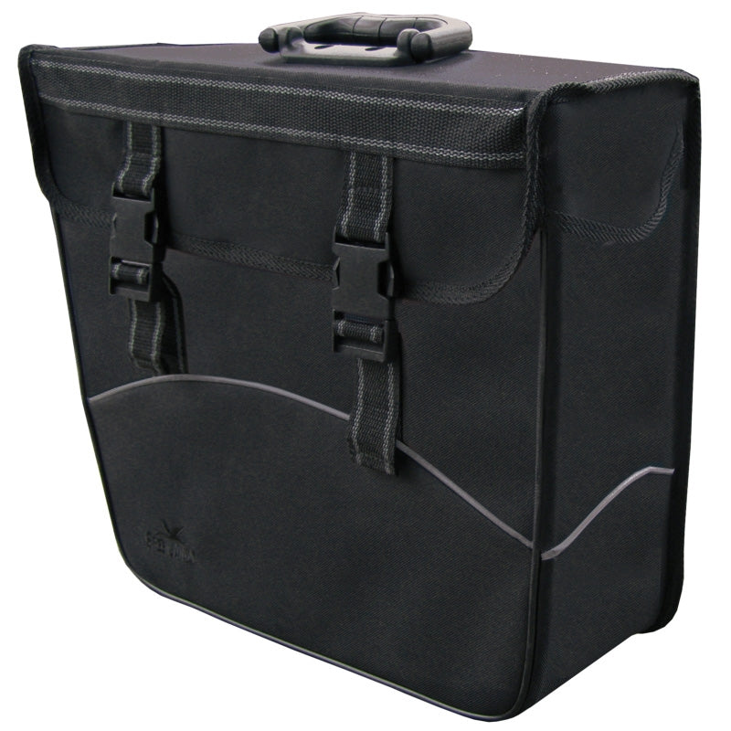 Groenlands Enkele tas zwart, links. afmeting 37x33x14 cm, inhoud 20 liter