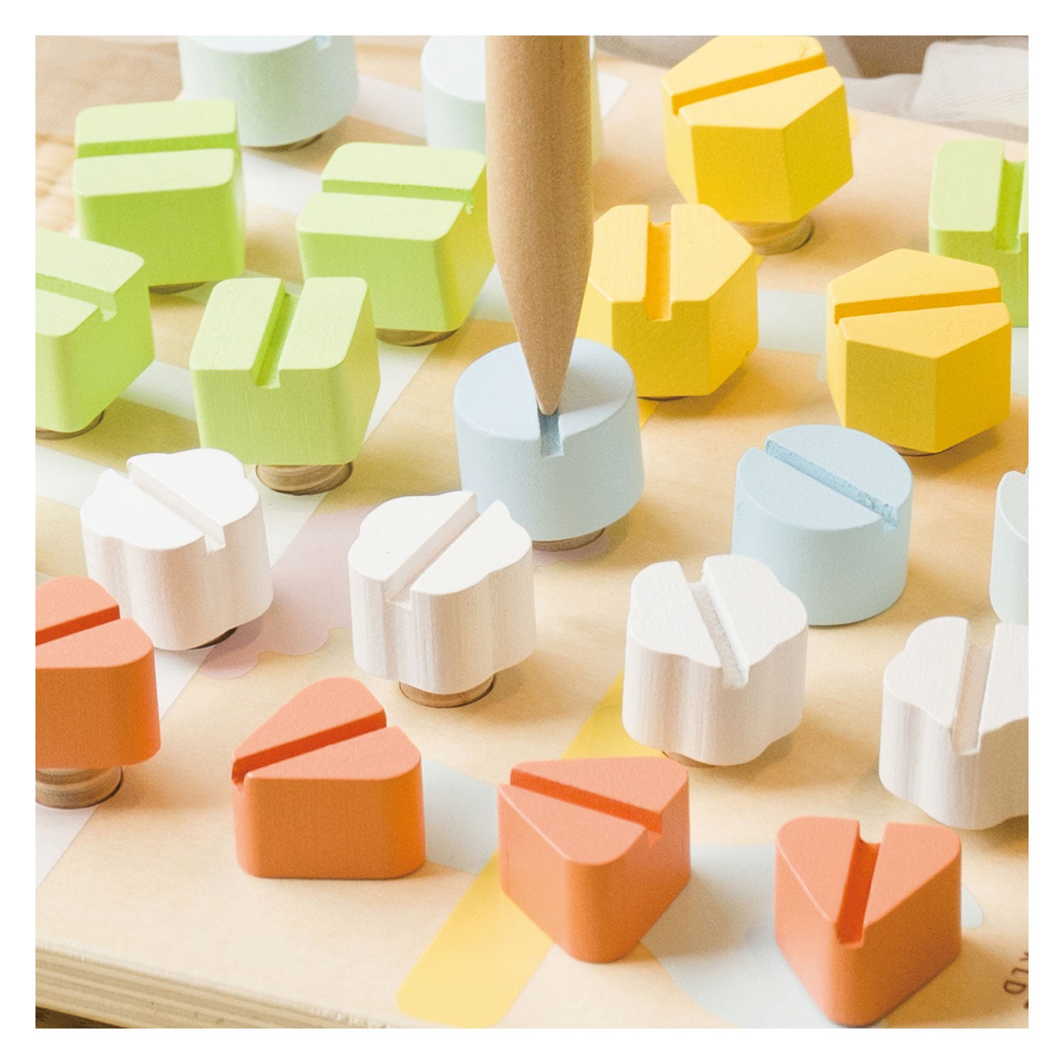 Classic world houten schroefbord educatief speelgoed 27-delig.