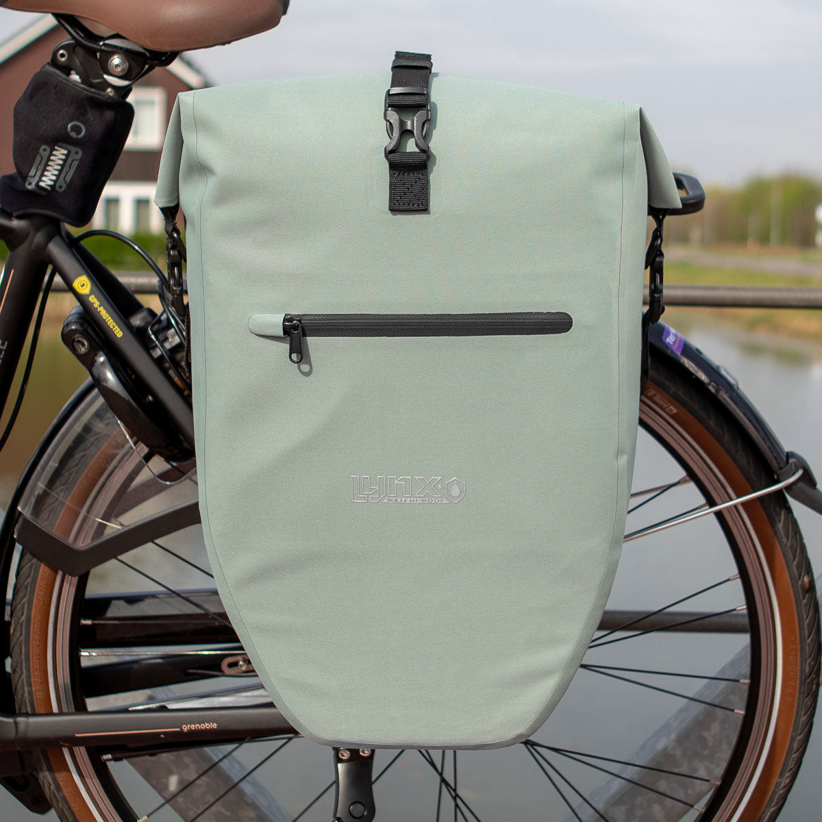 Lynx fietstas enkel tpu 28l mintgoen waterdichte e-bike hooi