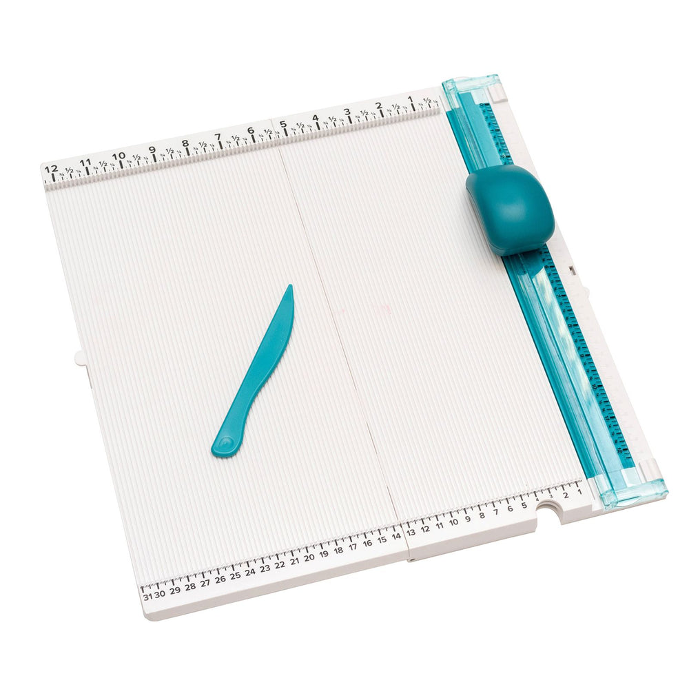 We r makers • comfort craft trim and score board