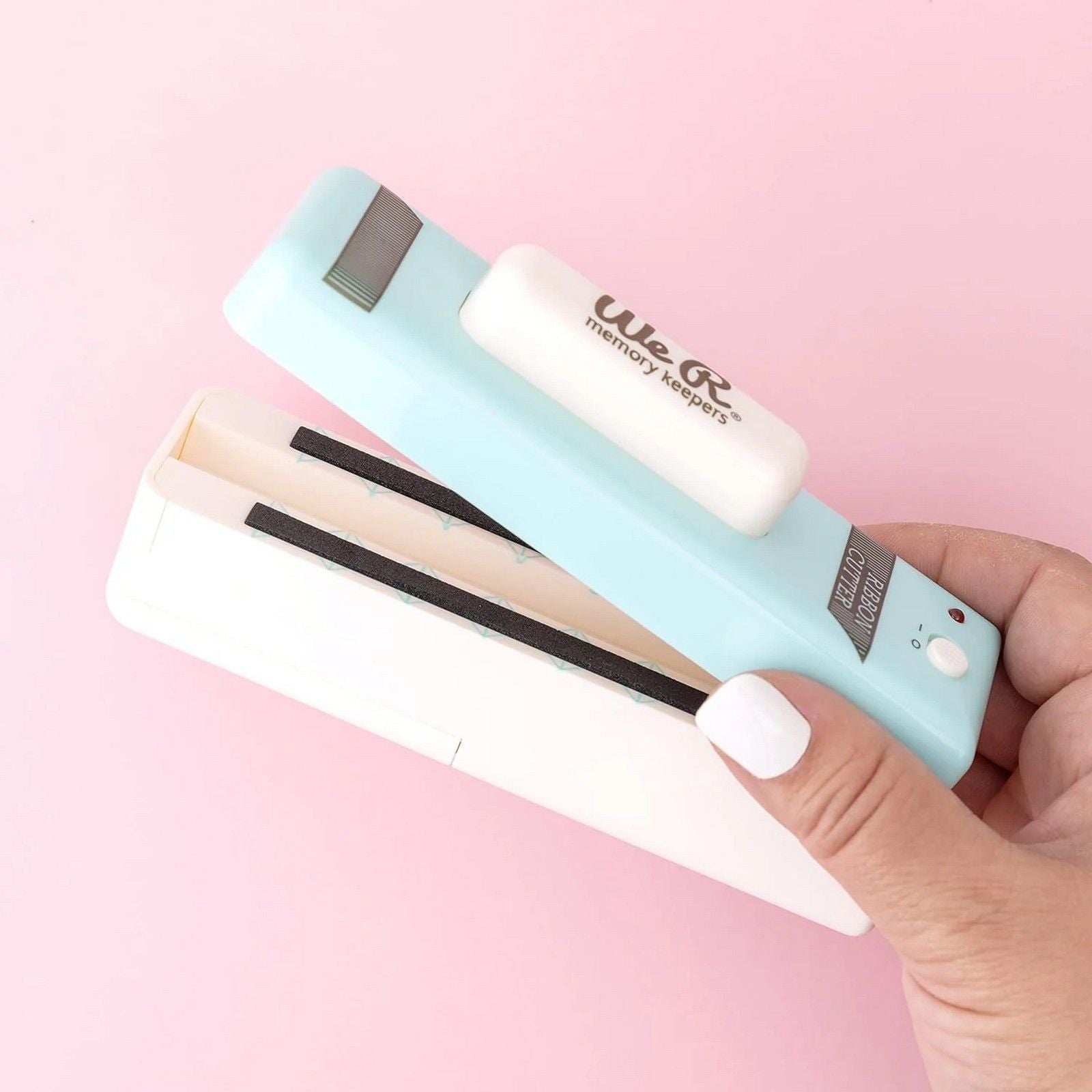 We r makers • cordless ribbon cutter sealer