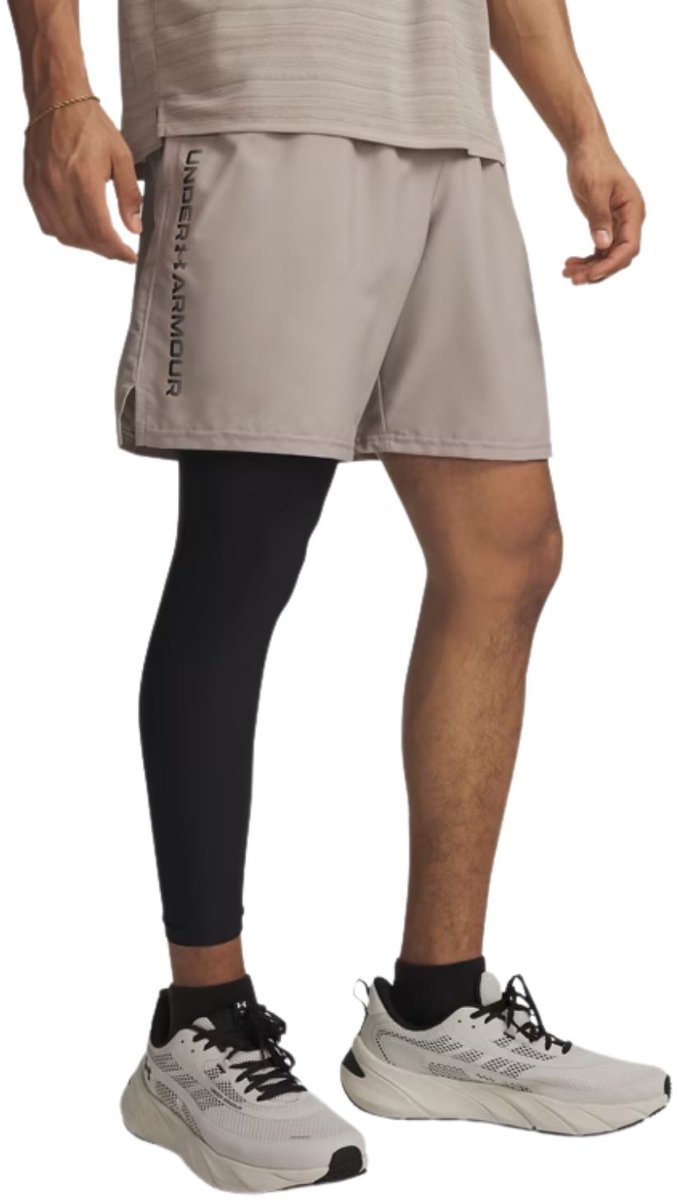 Under armour ua tech woven wordmark short-brn heren sportbroek - timberwolf taupe - zwart
