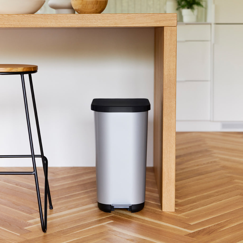 Rotho pedaalemmer ribo 35l zwart