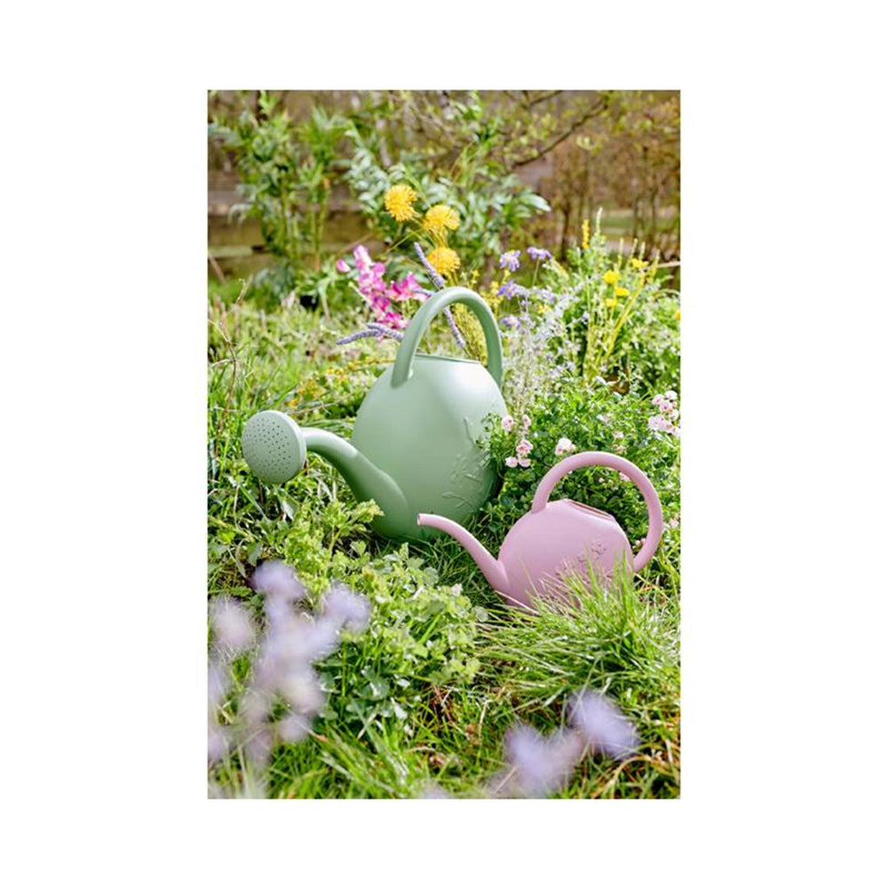 Decoris gieter kunststof l52-w21-h38cm voor buitengebruik- 9 liter roze