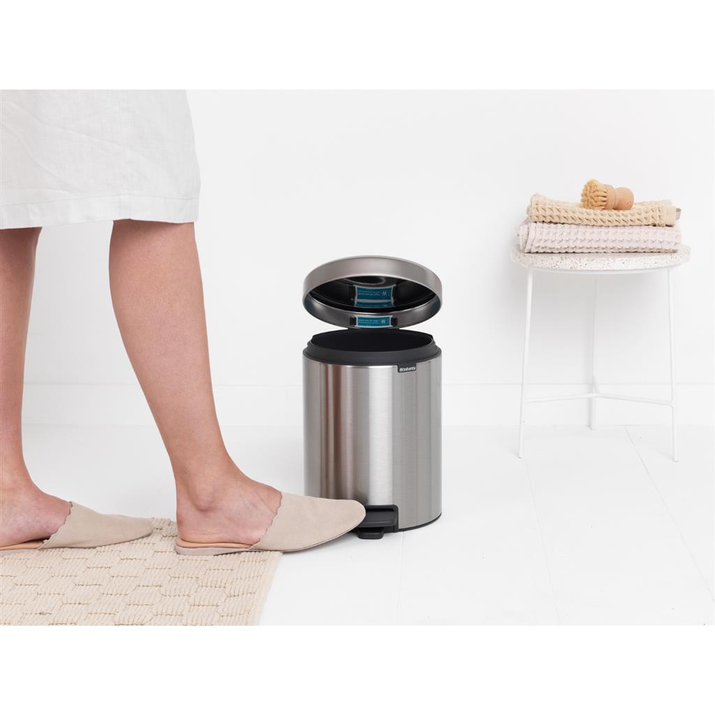 Brabantia pedaalemmer newicon 5l mat staal