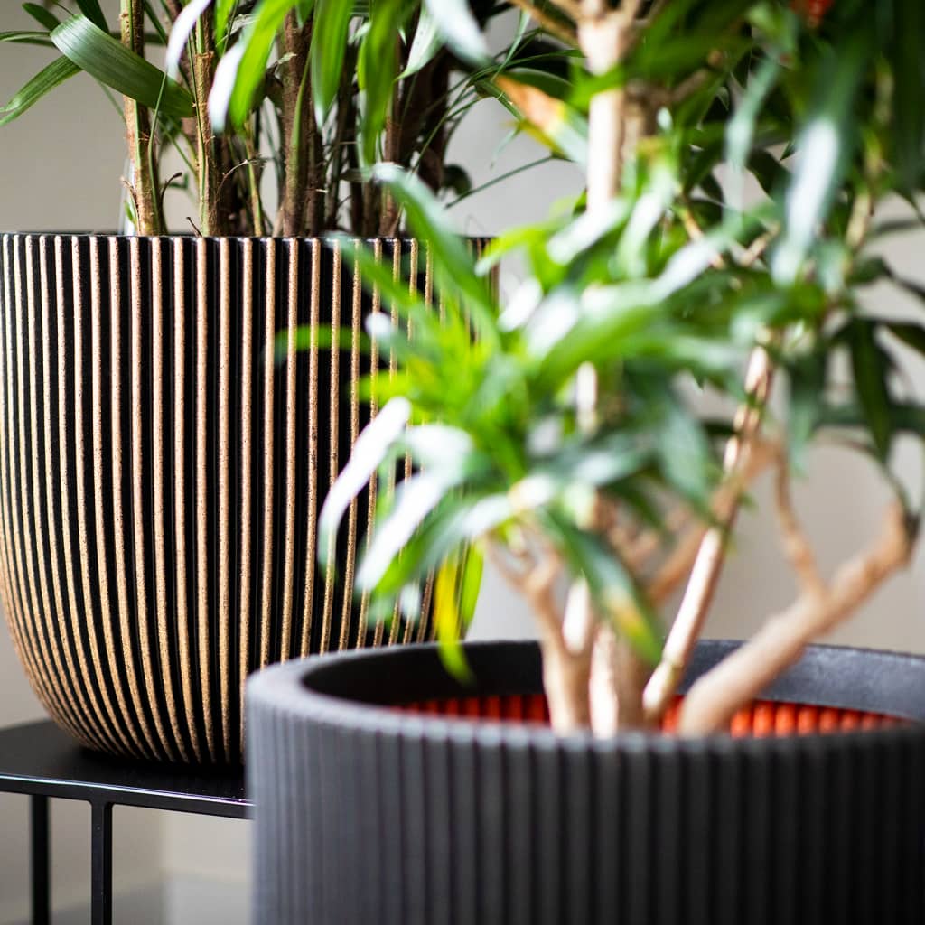 Capi plantenbak groove 35x34 cm zwart en goudkleurig