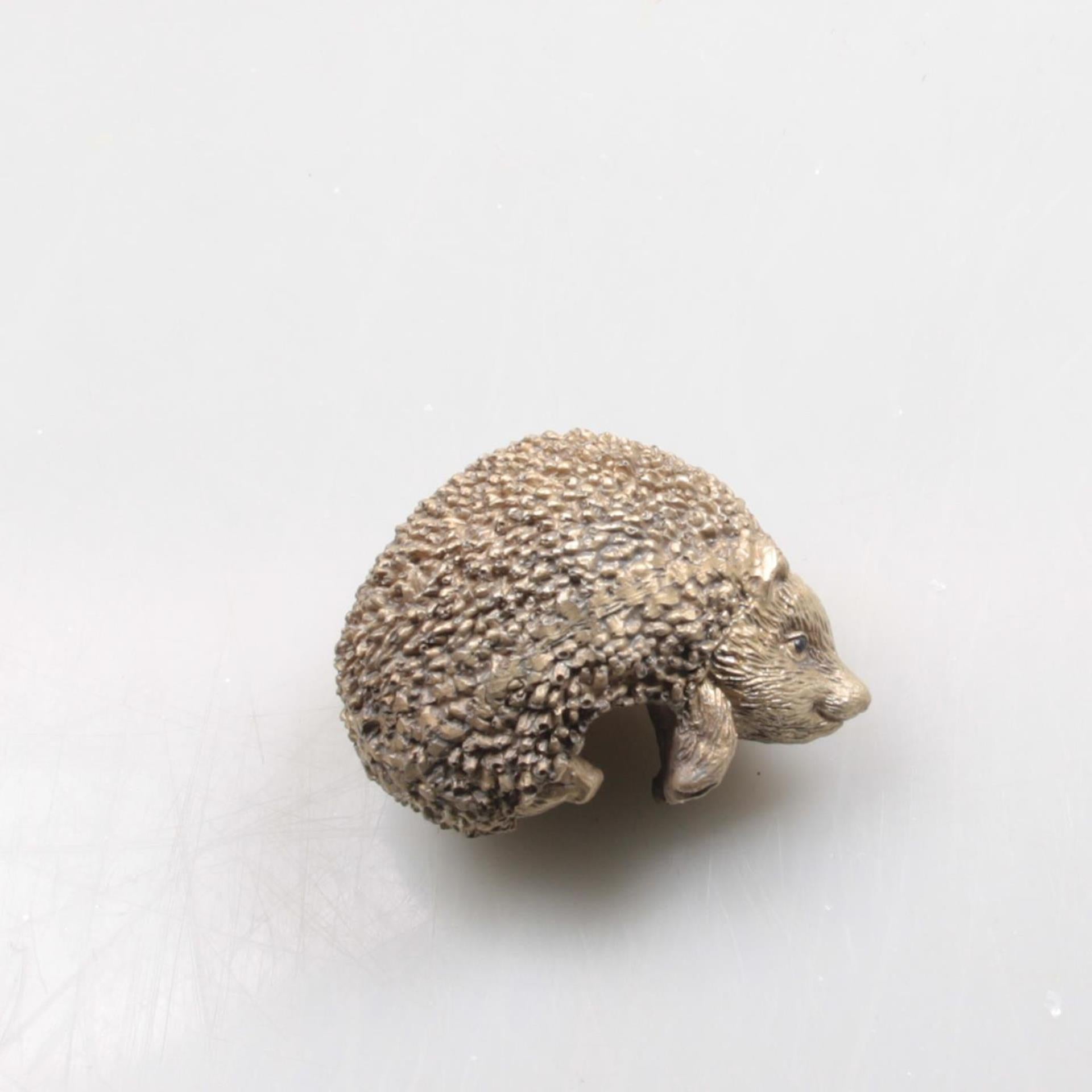 Season inspired decoration pothanger egel goud 7cm