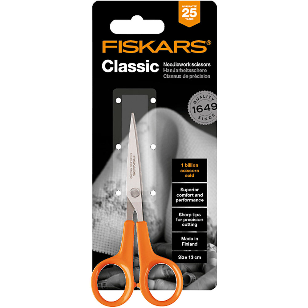Https: www.cchobby.nl fiskars-klassieke-precisie-schaar-l-13-cm-1-stuk