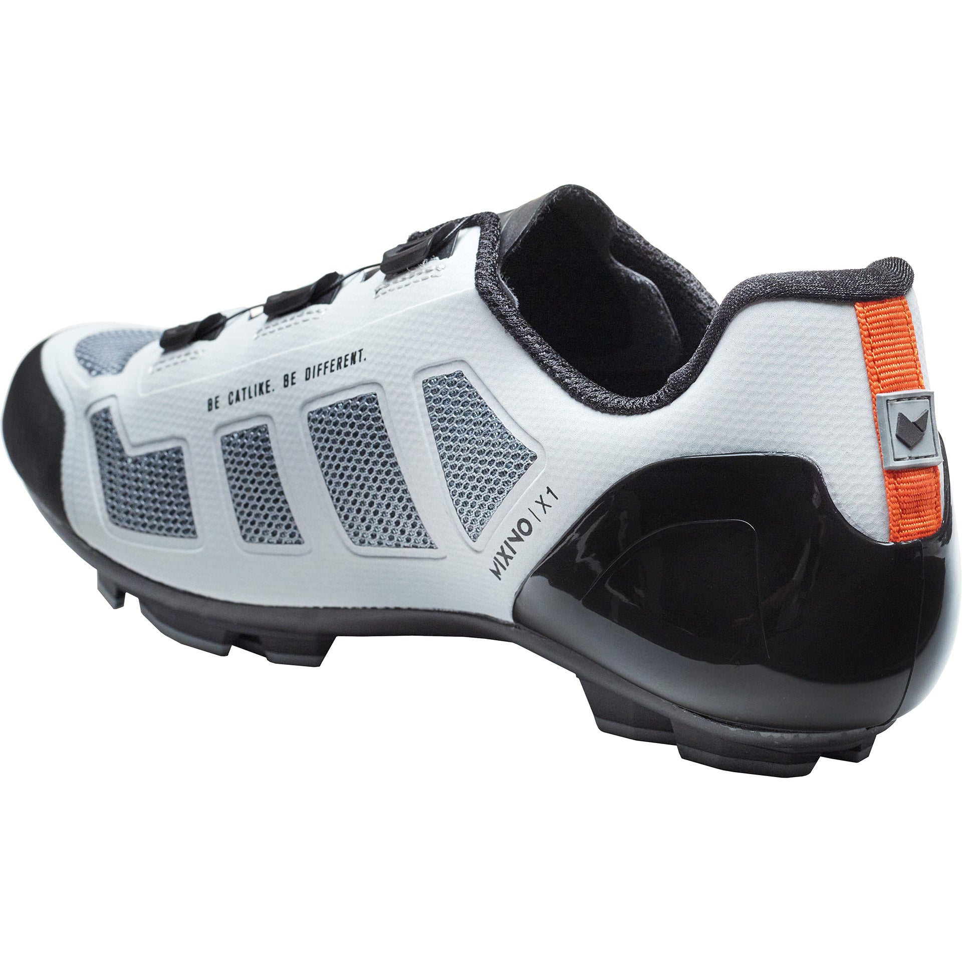 Buzaglo catlike mtb schoenen mixino xc1 maat 39 carbon grijs