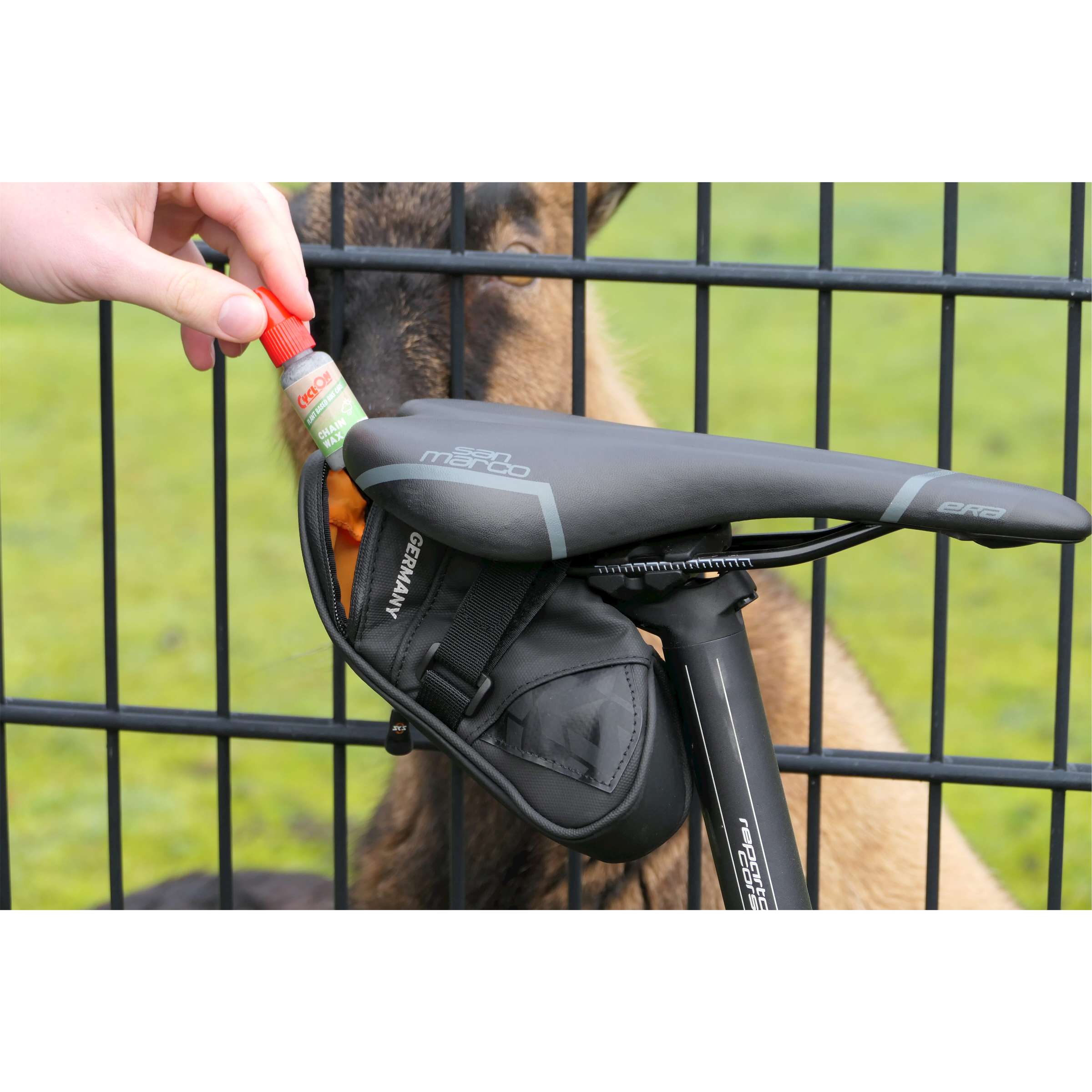 Cyclon travel kit