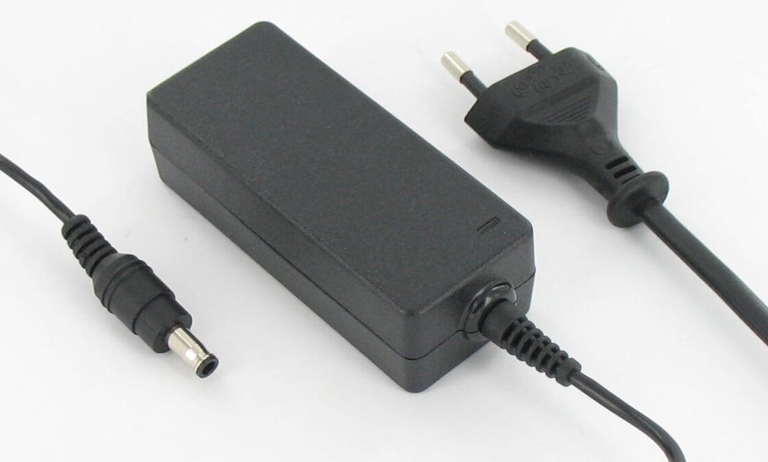 Blu-Basic Netbook-adapter 40W