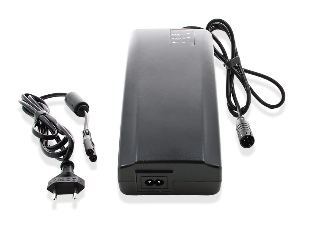 BMZ lader li-ion 42v 4a stekker rond 3-pins