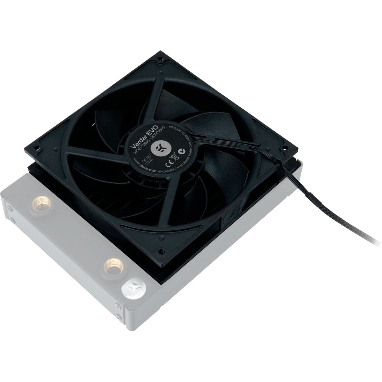 EKWB EKWB EK-Vardar EVO 140ER Zwart BB (500-2000 tpm)